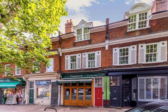 2 Bedroom Flat To Rent In Sutton Court, Fauconberg Road, London, W4