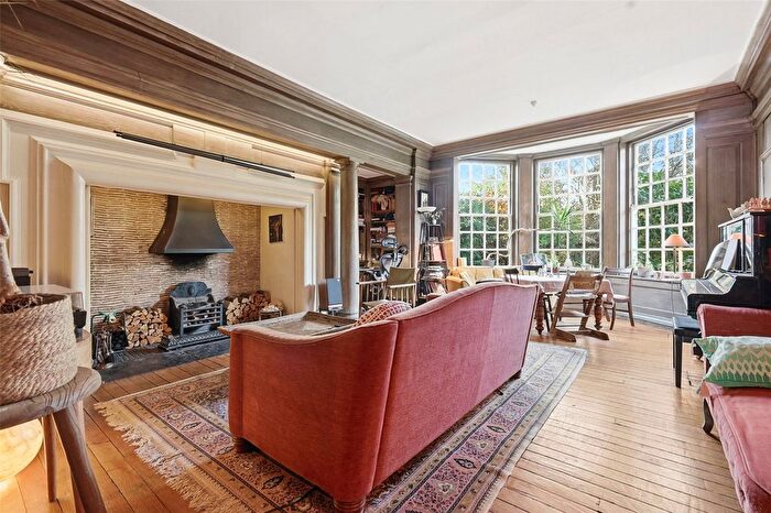 2 Bedroom Flat For Sale In Elsworthy Road, Primrose Hill, London, NW3