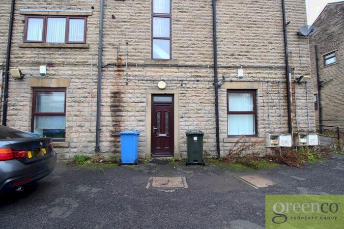 1 Bedroom Maisonette To Rent In Buckley Hill Lane, Milnrow, Rochdale OL16