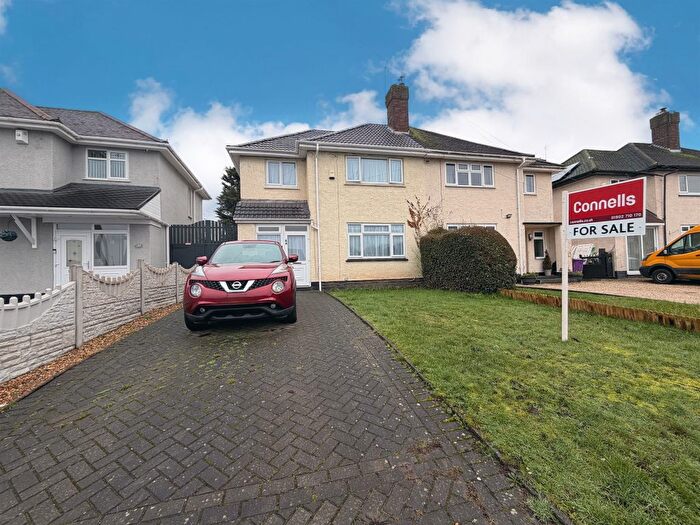 3 Bedroom Semi Detached House For Sale In School Lane, Bushbury, Wolverhampton, WV10