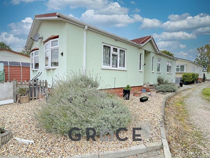 2 Bedroom Park Home For Sale In Chalk Hill Lane, Great Blakenham, Ipswich, IP6