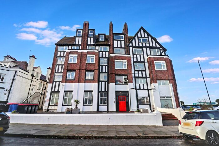 3 Bedroom Flat For Sale In Flat, Florence Court, Eastern Esplanade, Cliftonville, Margate, Kent, CT9