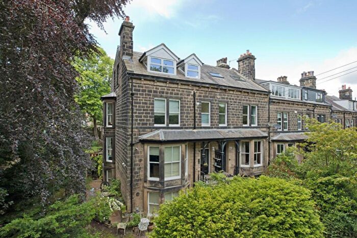 1 Bedroom Apartment For Sale In Yewbank Terrace, Ilkley, LS29