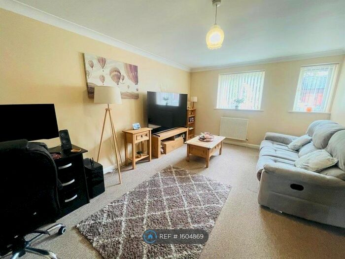 2 Bedroom Flat To Rent In Newport, Lincoln, LN1