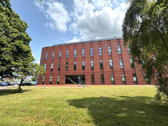 1 Bedroom Apartment To Rent In Vicarage Farm Road, Peterborough, PE1
