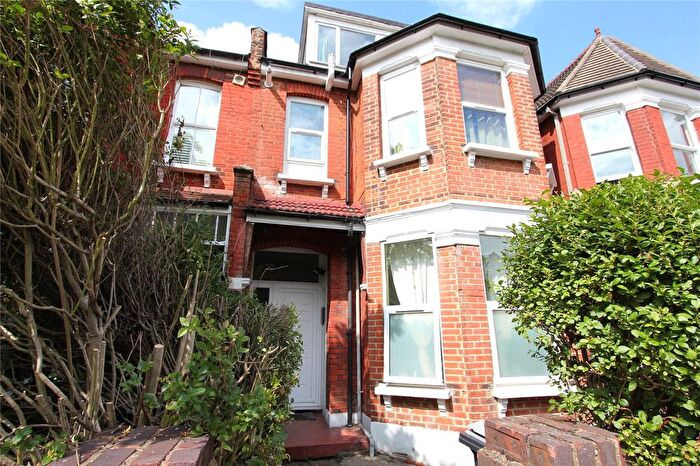 1 Bedroom Flat To Rent In Alexandra Park Road, Alexandra Park, London, N22