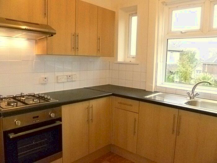 2 Bedroom Terraced House To Rent In Kinnaird Place, Sheffield S5