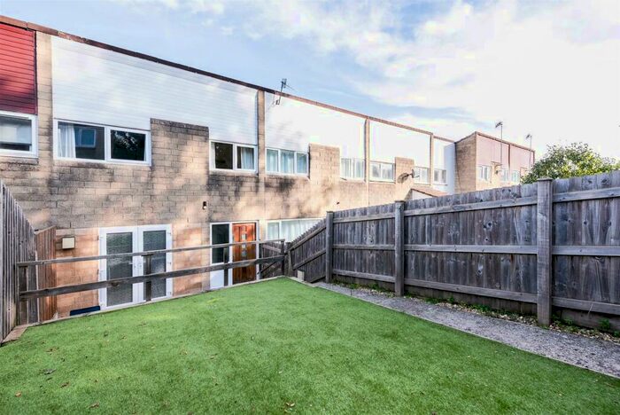 2 Bedroom House To Rent In Highland Road, Bath, BA2