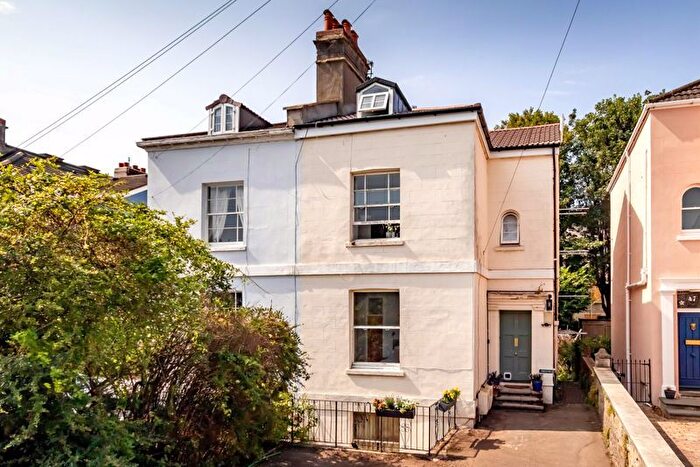 1 Bedroom Flat For Sale In Hampton Park, Redland, Bristol, BS6