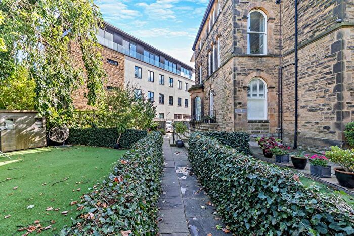 4 Bedroom Flat To Rent In Victoria Avenue, Harrogate, HG1