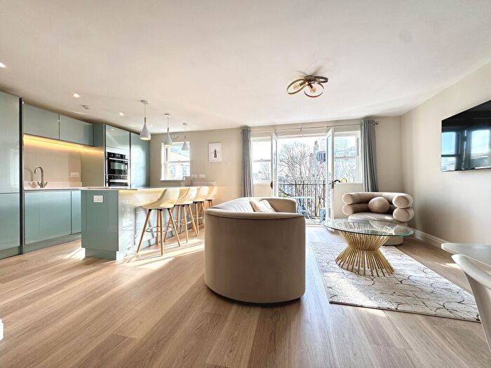 2 Bedroom Apartment To Rent In Montpelier Road, Brighton, BN1