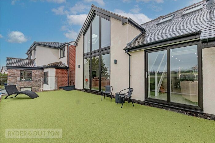 4 Bedroom Detached House For Sale In Kingsley Close, Ashton-under-Lyne, Greater Manchester, OL6