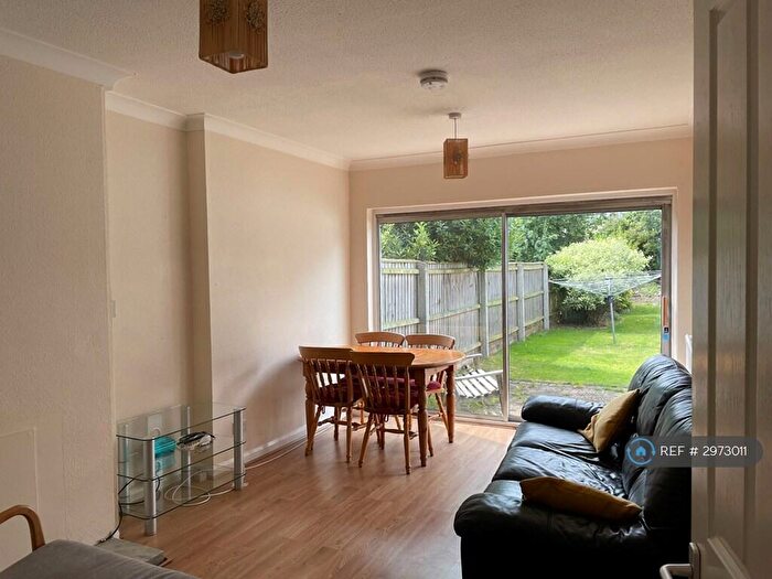 3 Bedroom Semi-Detached House To Rent In Neville Road, Cambridge, CB1