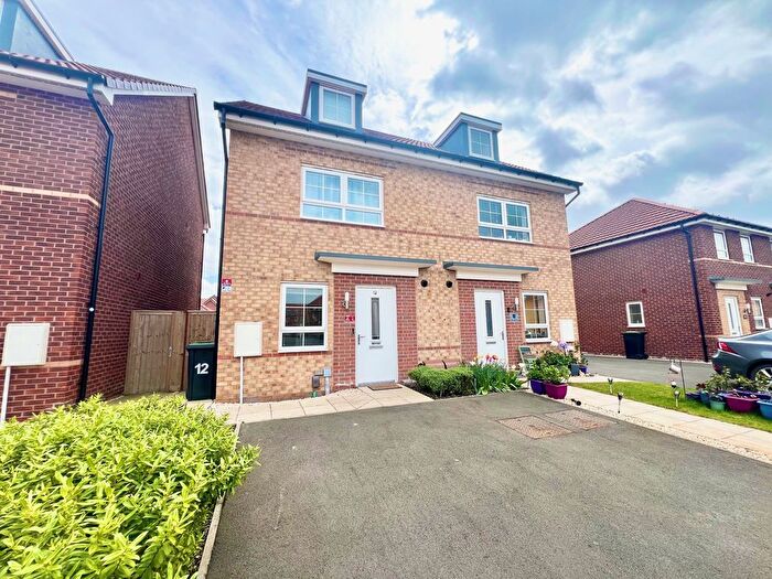 4 Bedroom Semi-Detached House To Rent In Multimode Close, Nottingham, NG9