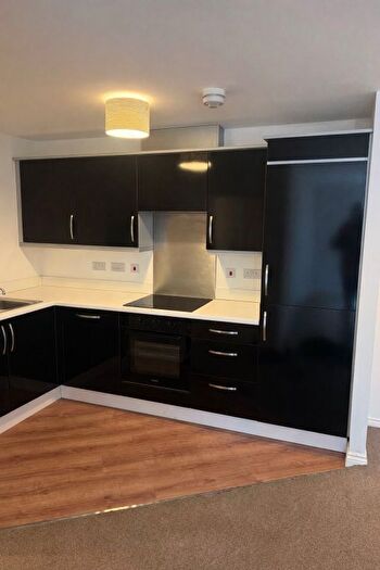 2 Bedroom Flat To Rent In Astley Brook Close, Bolton, BL1