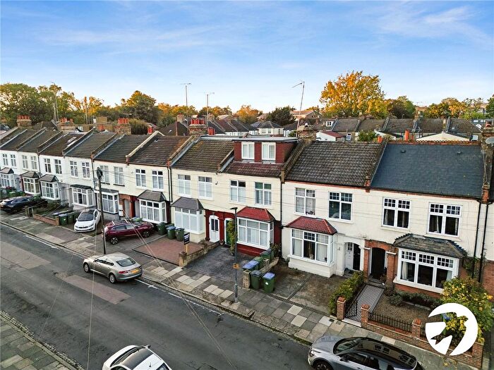 6 Bedroom Terraced House For Sale In Halons Road, London, SE9