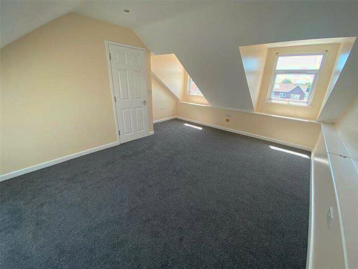 2 Bedroom Apartment To Rent In Westways, Stubbington, Fareham, PO14