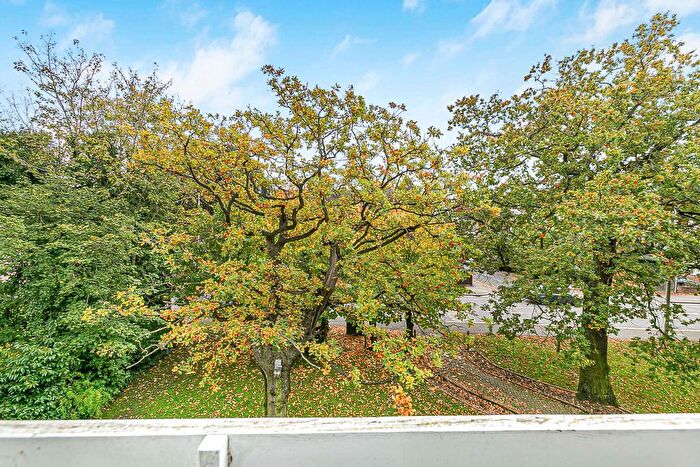 2 Bedroom Flat For Sale In Charnwood, High Road, Buckhurst Hill, IG9