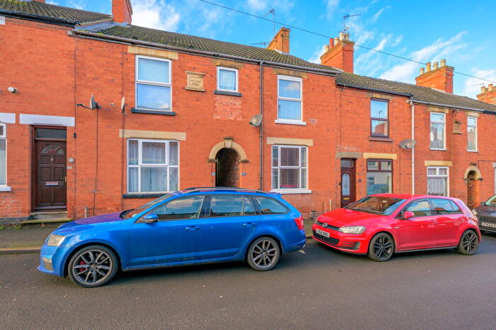 2 Bedroom Terraced House For Sale In Victoria Street In Grantham, NG31