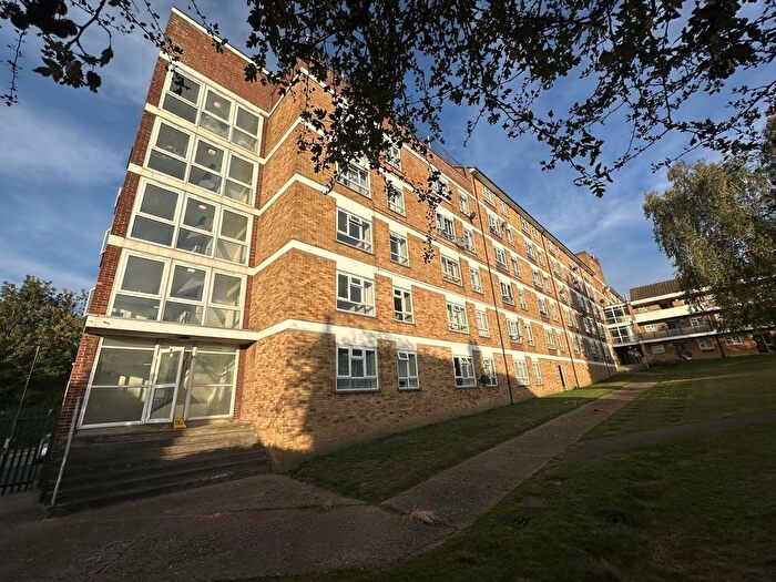 1 Bedroom Flat For Sale In Tattersall Close, Eltham, SE9