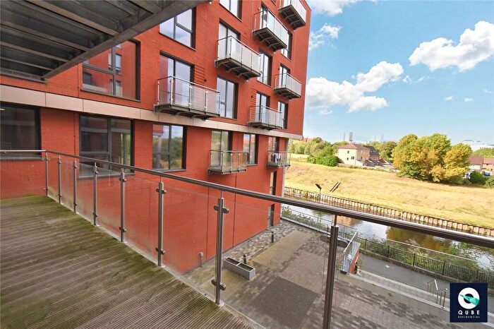 2 Bedroom Flat For Sale In Adelphi Street, Salford, M3