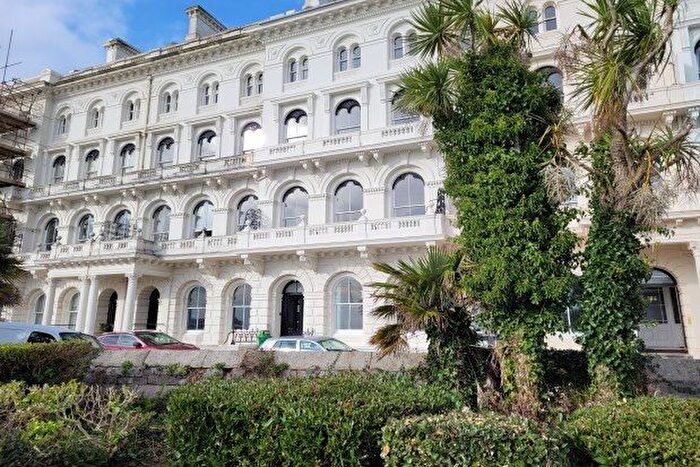 2 Bedroom Flat To Rent In Elliot Terrace, Plymouth, PL1