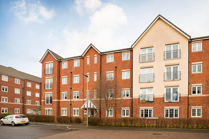 2 Bedroom Flat For Sale In Robinson Road, Ellesmere Port, CH65