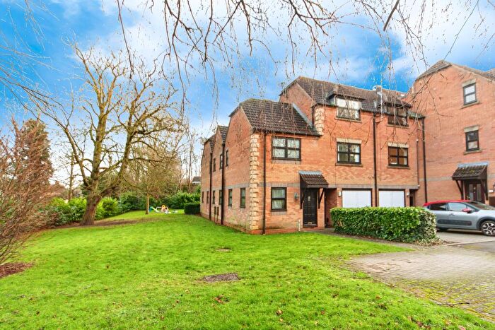 2 Bedroom Terraced House For Sale In Beech Court, Rugby, CV22