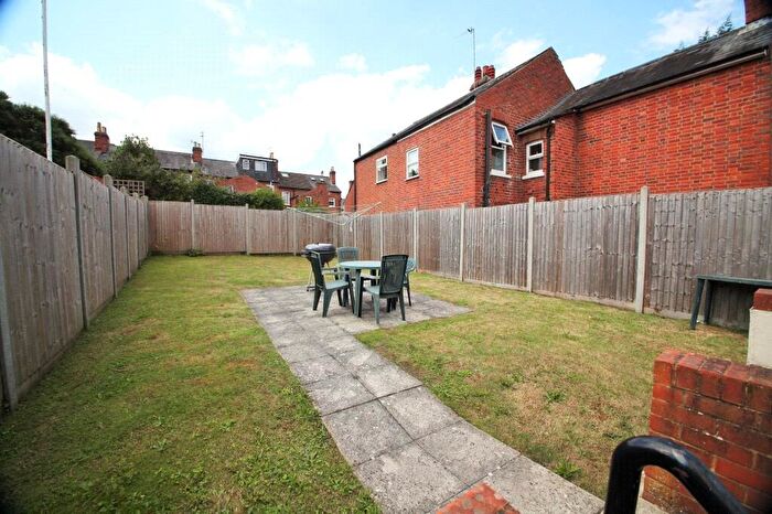 1 Bedroom Apartment For Sale In Thomsons Yard, Southampton Street, Reading, Berkshire, RG1