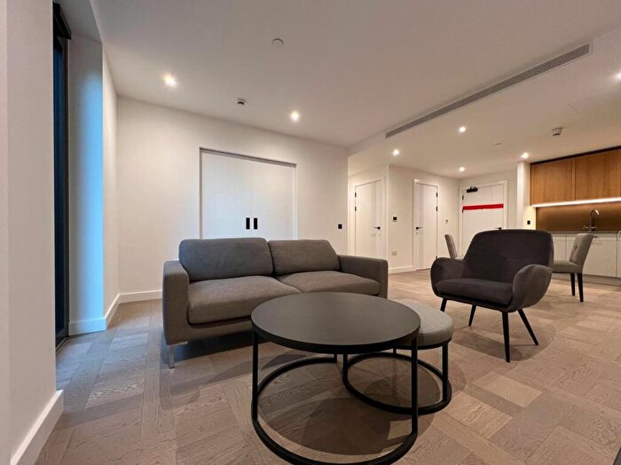 3 Bedroom Flat To Rent In Saffron Wharf, London Dock, London, E1W