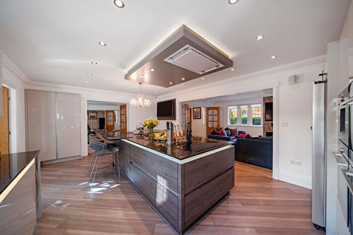 5 Bedroom Detached House For Sale In Division Lane, Blackpool, FY4