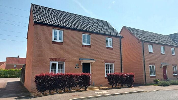 3 Bedroom Detached House For Sale In Aintree Way, Bourne, PE10