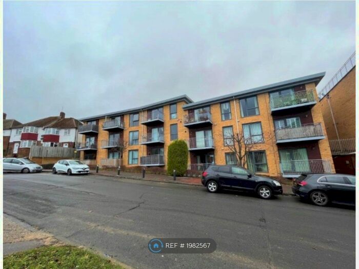 1 Bedroom Flat To Rent In Maylands Drive, Sidcup, DA14