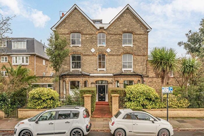 2 Bedroom Flat To Rent In Burlington Road, Chiswick, W4