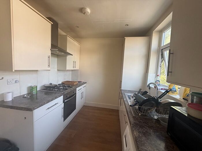 3 Bedroom Maisonette To Rent In Harrow, HA1