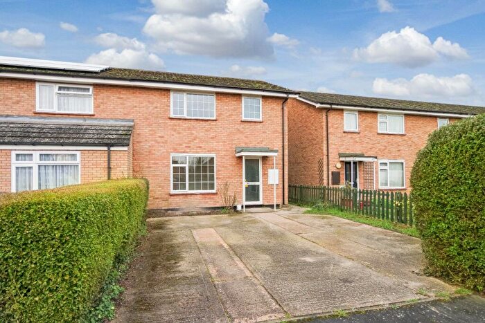 3 Bedroom Semi-Detached House For Sale In Park Close Bassingbourn, SG8