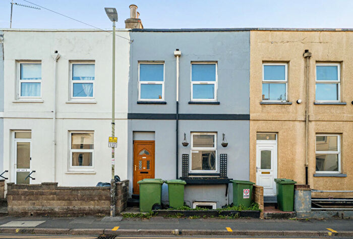 3 Bedroom Terraced House For Sale In St. Pauls Road, Cheltenham, Gloucestershire, GL50