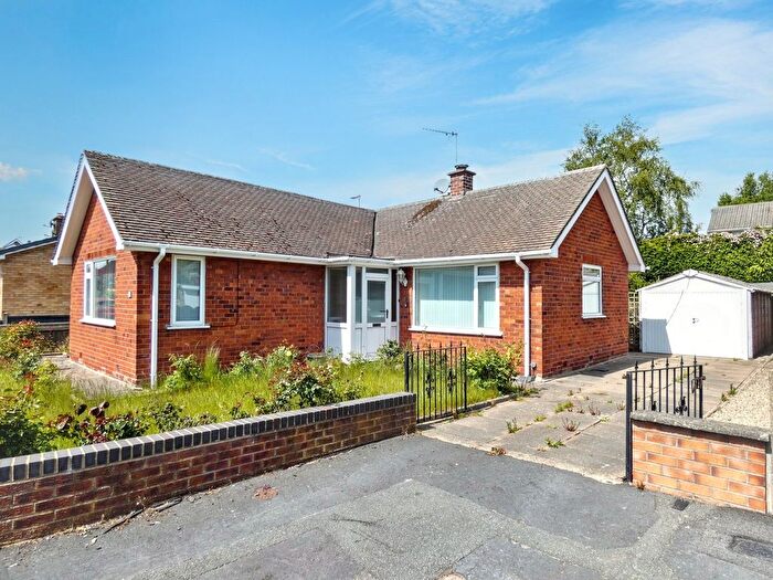 2 Bedroom Detached Bungalow For Sale In Sandsacre Way, Bridlington, YO16