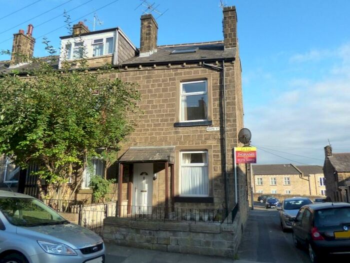 3 Bedroom House To Rent In Heath Street, Bingley, West Yorkshire, Uk, BD16