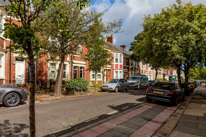 3 Bedroom Property To Rent In Helmsley Road, NE2