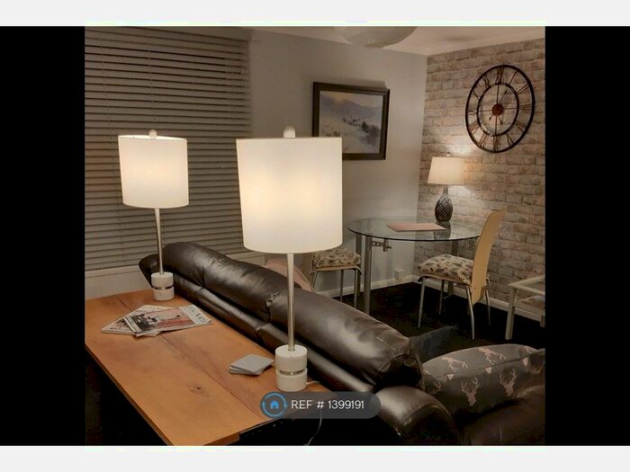 2 Bedroom Flat To Rent In Lansdown Crescent, Carlisle, CA3