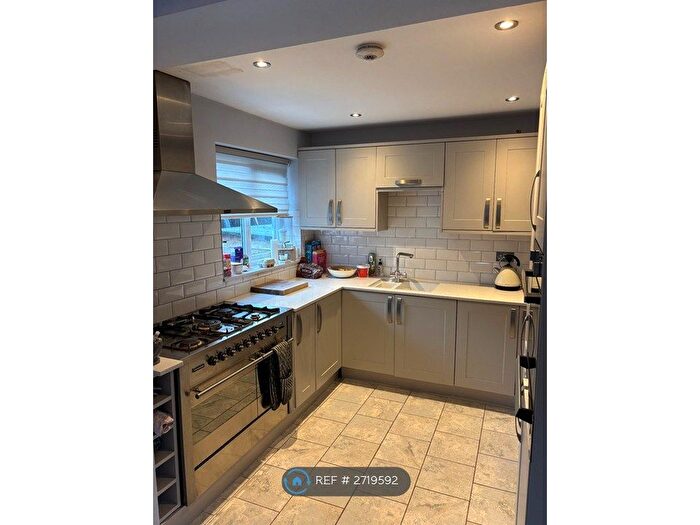 3 Bedroom Semi Detached House To Rent In Fiddlers Folley, Fordham Heath, Colchester, CO3