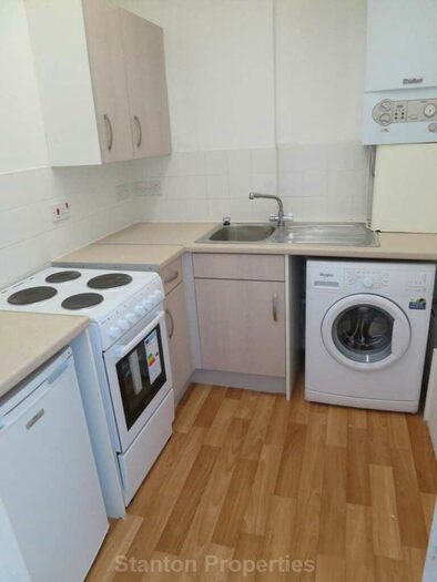 1 Bedroom Apartment To Rent In Stockport Road, Levenshulme, M19