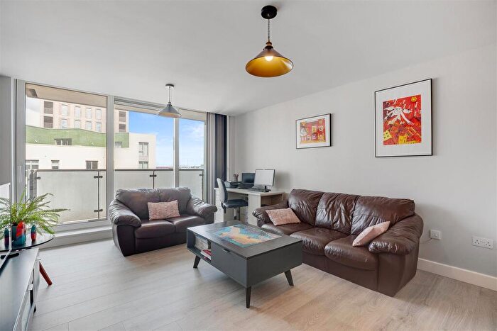 2 Bedroom Apartment For Sale In Navigation Court, Gallions Reach, E16