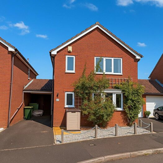 4 Bedroom Detached House For Sale In Salwey Road, Botley, Southampton, SO30