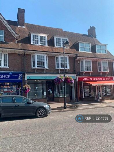 1 Bedroom Flat To Rent In Floor, Amersham, HP6