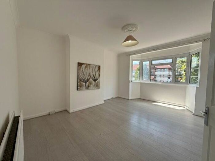 3 Bedroom Apartment To Rent In Clitheroe Court Alexandra Avenue, Harrow, Middlesex, HA2