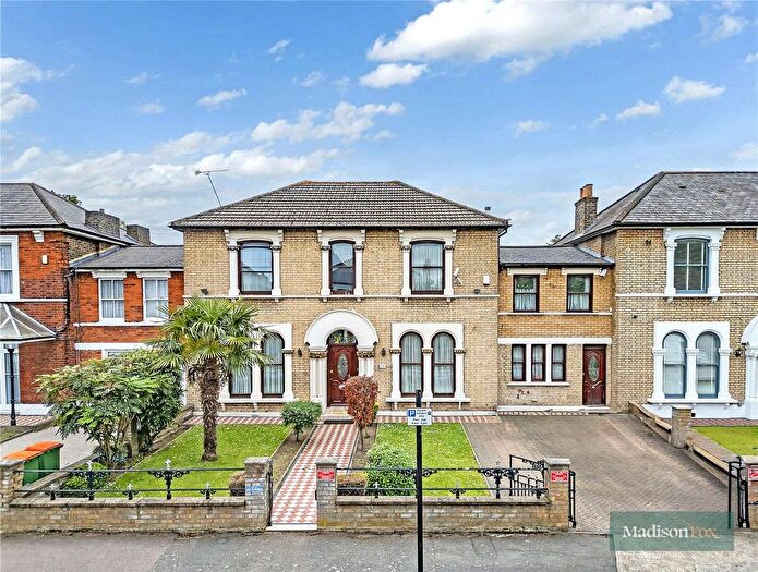 5 Bedroom Terraced House For Sale In Windsor Road, Forest Gate, London, E7