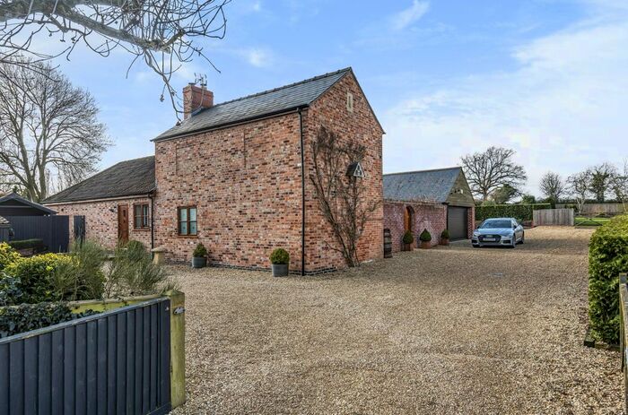 4 Bedroom Detached House For Sale In Berkeley, Gloucestershire GL13