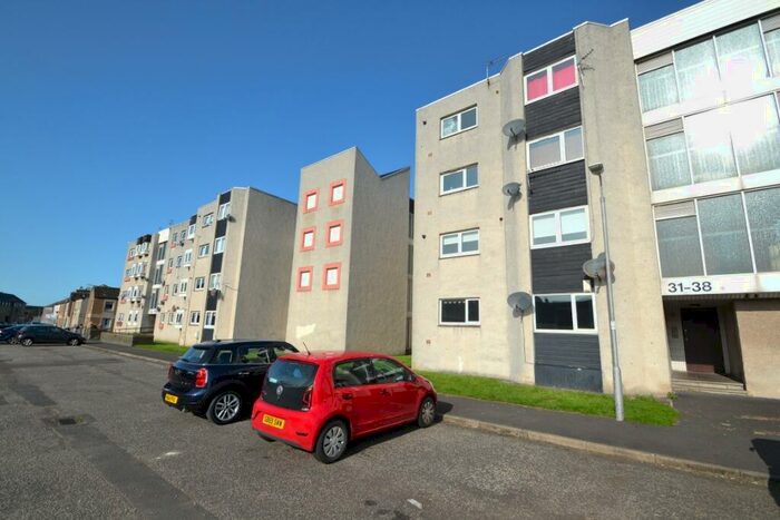 2 Bedroom Flat To Rent In George Square, Ayr, South Ayrshire, KA8